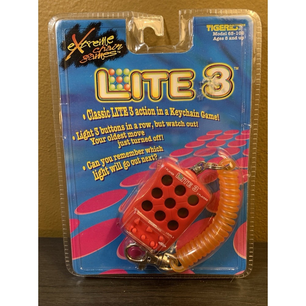 Vintage Tiger Electronics Lite 3 Keychain Game Red 1998 Sealed Package
